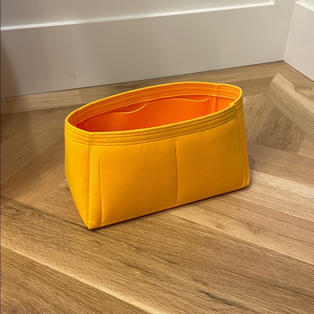 Samorga insert in the color Juane (yellow) for the Louis Vuitton Alma Gm handbag - Picture 4 of 6